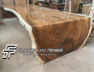 Meja Kayu Solid L