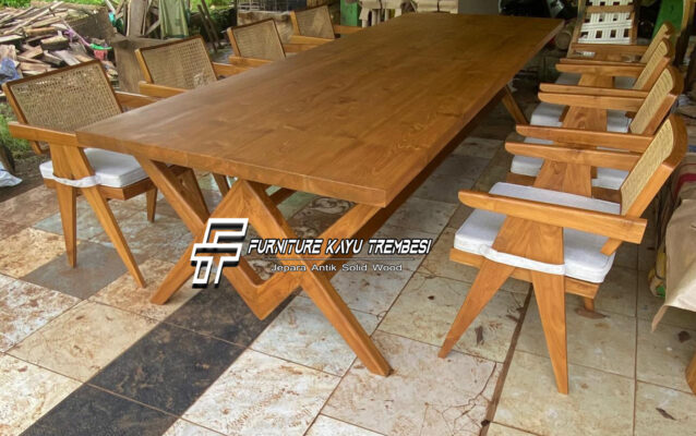 Meja Meeting Besar, Meja Kayu Solid, Meja Jati, Meja Kayu Utuh