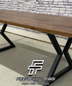 Meja Kayu Solid Kaki Besi Silang 2 Slab FT-112.2