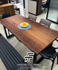 Solid Suar Wood Dining Table Design Premium Style FT-210